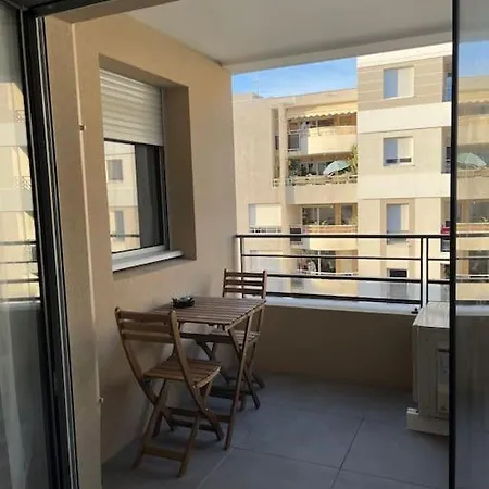 Διαμέρισμα Studio Cosy A 200m De La Plage Αντίμπ